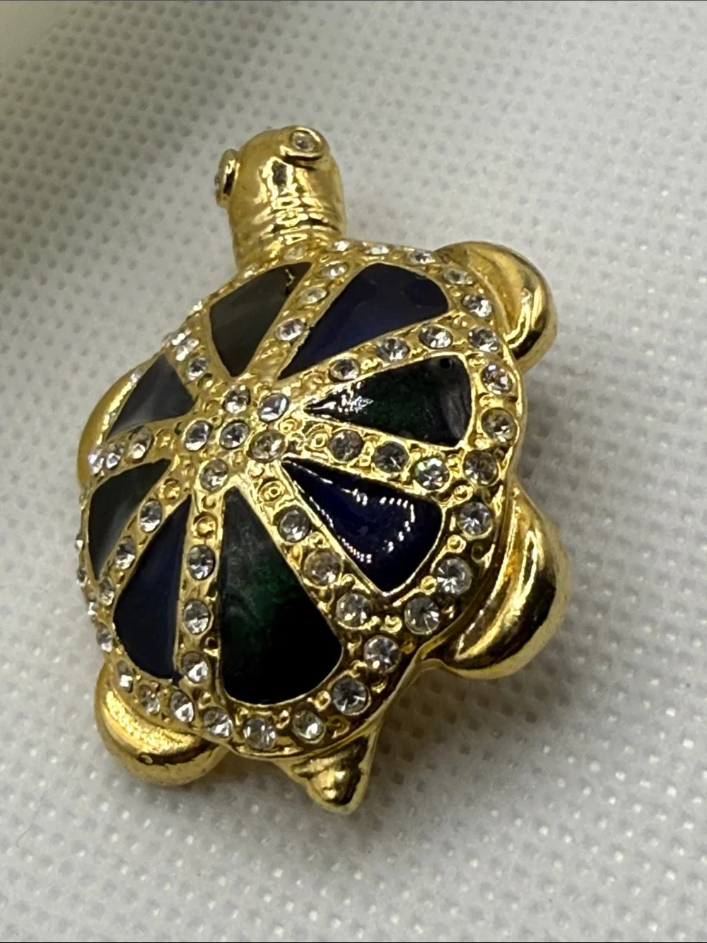 Vintage Gold-Tone Turtle Brooch Blue Green Enamel Clear Crystals high end look